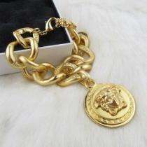 2026 VERSACE ヴェルサーチ 超人気美品◆ ブレスレット 5104.223.