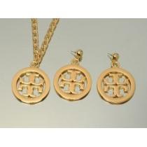 2026 秋冬 値下げ！セット Tory Burch トリー バーチ ペンダントトップ/ピアス.230.