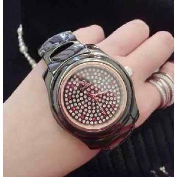 存在感◎ 2026 OMEGA オメガ サファイヤクリスタル風防 ダイヤベゼル 女性用腕時計.194.