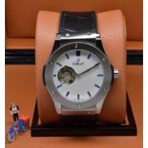 知的な印象に HUBLOT ウブロ  機械式（自動巻き）ムーブメント 格好良い男性用腕時計 2色可選.178.