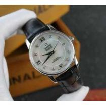 完売品！ 2026 OMEGA オメガ 3針クロノグラフ 日付表示 ダイヤベゼル 女性用腕時計 4色可選.194.