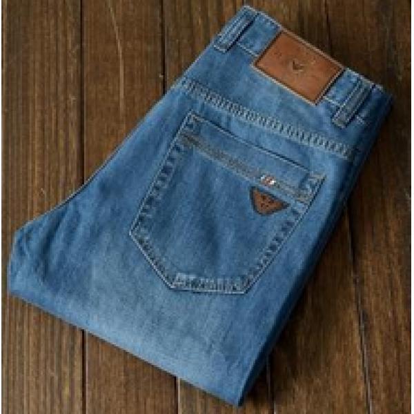 人気が爆発ARMANI アルマーニ スーパー コピーデニムパンツ超美品