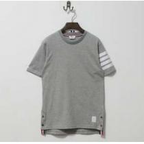  通気性が良く激安　2026春夏 THOM BROWNE トムブラウン 半袖 Tシャツ 優しいフィット感