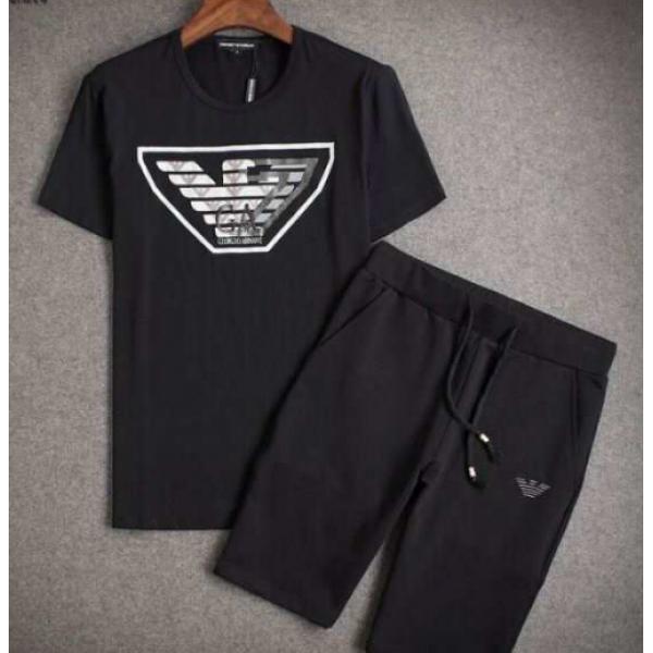 人気が爆発 ARMANI アルマーニ コピー品激安 半袖Tシャツ 上下セット 2色可選