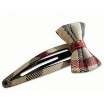 先行販売 BURBERRY バーバリー 偽物チェック蝶結び クリップピン ヘアアクセサリー