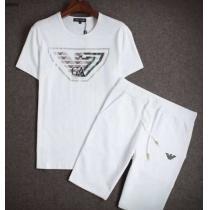 人気が爆発 ARMANI アルマーニ コピー品激安 半袖Tシャツ 上下セット 2色可選