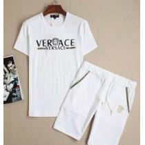 お買得 2026春夏 VERSACE ヴェルサーチ 偽物 半袖Tシャツ 上下セット 2色可選