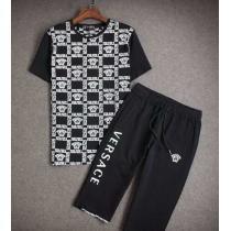 完売品 2026春夏 VERSACE ヴェルサーチ コピー通販  半袖Tシャツ 上下セット 2色可選