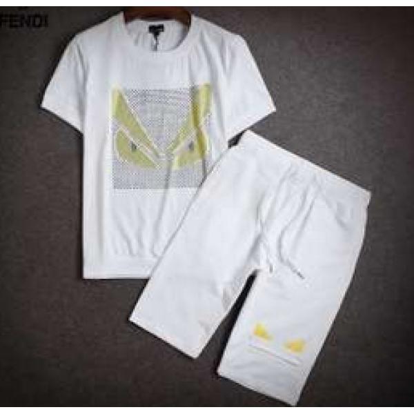 人気大人気☆NEW!! 2026 FENDI フェンディ 半袖Tシャツ 上下セット 2色可選
