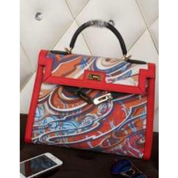 大人気荷物も気分も軽くして 2026春夏 HERMES エルメス ハンドバッグ.56.