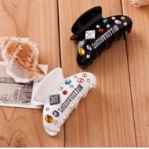 新入荷 2026LOUIS VUITTON ルイ ヴィトン激安 ブランド  バンスクリップ ダイヤ付き髪饰り 2色可選