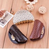 新登場激安 ブランド 2026LOUIS VUITTON ルイ ヴィトン バンスクリップ 髪饰り 3色可選