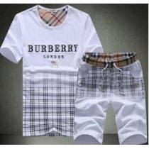 激安 ブランド　抜群の雰囲気が作れる! 2026 BURBERRY バーバリー 半袖Tシャツ 上下セット 2色可選
