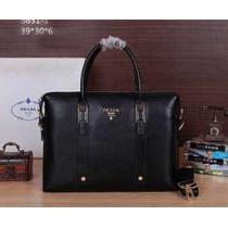 2026春夏 PRADA プラダ ブランド 激安完売品！ 手持ち&ショルダー掛け.57.
