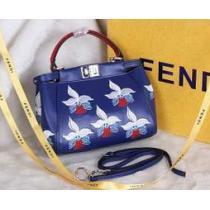 2025春夏 絶大な人気を誇る偽ブランド　 FENDI フェンディ 手持ち&ショルダー掛け.150.