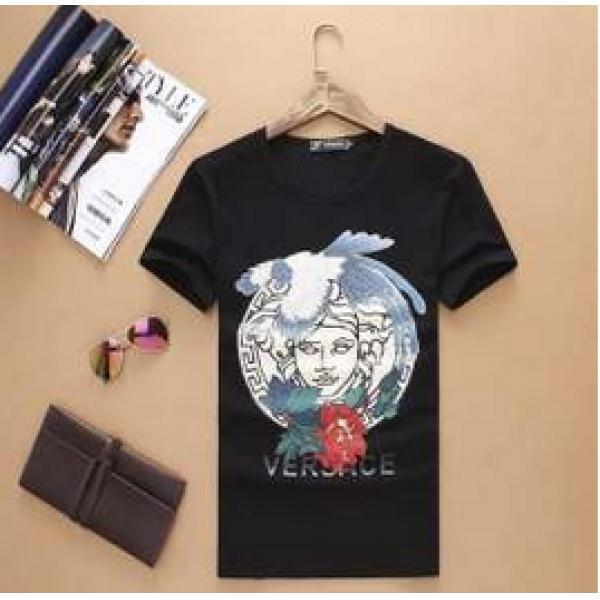 完売　2026春夏 一味違うケーブル編みが魅力満点 VERSACE ヴェルサーチ 半袖 Tシャツ 2色可選