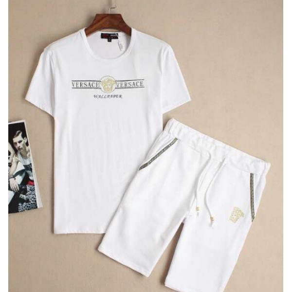 プレゼントに 2026 VERSACE ヴェルサーチ 半袖Tシャツ 上下セット 2色可選