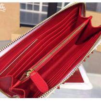 新作セール 2026春夏 クリスチャンルブタン Christian Louboutin スパイク ハート型財布.473.