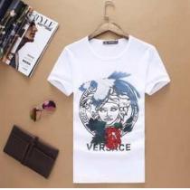 完売　2026春夏 一味違うケーブル編みが魅力満点 VERSACE ヴェルサーチ 半袖 Tシャツ 2色可選
