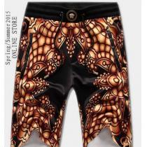 2026 SALE開催 VERSACE ヴェルサーチ ショートパンツ 柔らかな質感