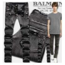 激安　2026春夏 BALMAIN バルマン テーパードデニムパンツ しわのデザイン