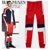 お買い物　 2026春夏 BALMAIN バルマン チノパン しわのデザイン 2色可選