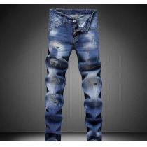 抜群の伸縮性　2026 DSQUARED2 ディースクエアードコピー ダメージデニムパンツ 