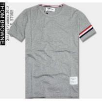 美品　2026トムブラウン THOM BROWNE ティーシャツ 着回し度抜群
