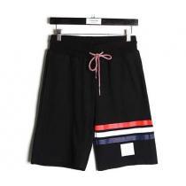 最高のリラックス感　2026 THOM BROWNE トムブラウン ショートパンツ