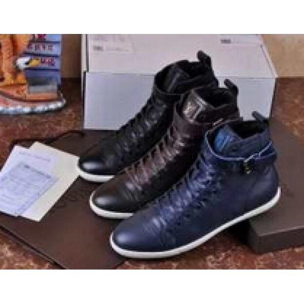 優しい履き心地な 2026 LOUIS VUITTON ルイ ヴィトン 人気ハイカットスニーカー 3色可選