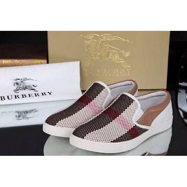 快適な直感　 2026 BURBERRY バーバリー カジュアルシューズ 　クッション性に優れた