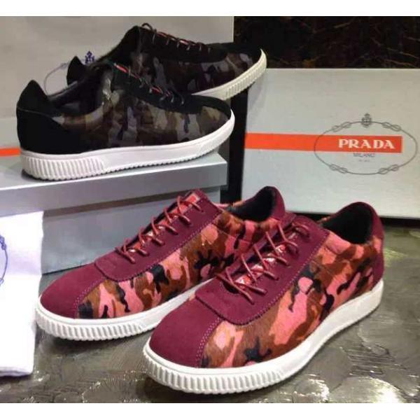 迷彩柄アイテム 2026 PRADA プラダ スニーカー 軽い履き心地 2色可選