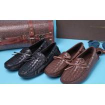 最高級のBOTTEGA VENETA ボッテガ ブランド 低価格カジュアルシューズ 2色可選