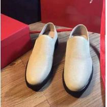 2026 落ち着いたカラー FERRAGAMO サルヴァトーレフェラガモ ビジネスシューズ