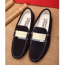 軽量で疲れにくい FERRAGAMO サルヴァトーレフェラガモ カジュアルシューズ 2色可選