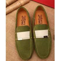 軽量で疲れにくい FERRAGAMO サルヴァトーレフェラガモ カジュアルシューズ 2色可選