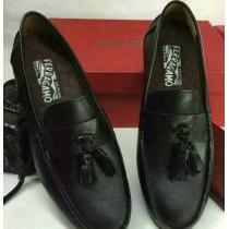 大人気☆NEW!! 旅行にも最適 FERRAGAMO サルヴァトーレフェラガモ ビジネスシューズ 2色可選
