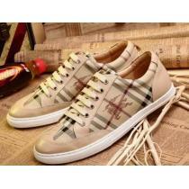  カジュアル特集 2026 BURBERRY バーバリー フラットシューズ 履き心地抜群