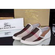 快適な直感　 2026 BURBERRY バーバリー カジュアルシューズ 　クッション性に優れた