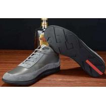 プレゼントに 2026 PRADA プラダ ランニングシューズ 3色可選 軽量で疲れにくい