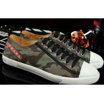 安定性とクッション性 NEW!! 2025 PRADA プラダ カジュアルシューズ 3色可選