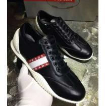 価格も手頃な PRADA プラダ 2026 高級感溢れるデザイン スニーカー 2色可選 軽量で疲れにくい
