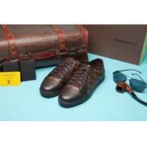 完売品　2026  LOUIS VUITTON ルイ ヴィトン 耐久性がある　フラットシューズ スニーカー 2色可選