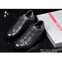 速く走れ　2026　PRADA プラダ  スニーカー 履き心地抜群