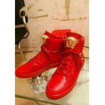美品　2026 VERSACE ヴェルサーチ  ハイカットスニーカー　耐久性に優れ