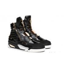 大人っぼい2026 VERSACE ヴェルサーチ  ハイカットスニーカー　最旬アイテム