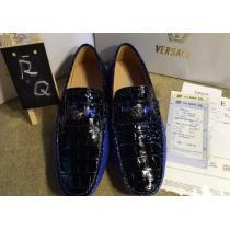 プレゼントに　2026 VERSACE ヴェルサーチ カジュアルシューズ 軽量
