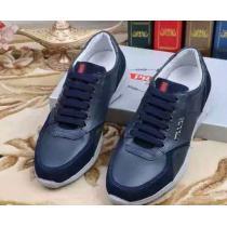 スニーカーを代表する名作 2026 PRADA プラダ スニーカー 抗菌?防臭加工 3色可選