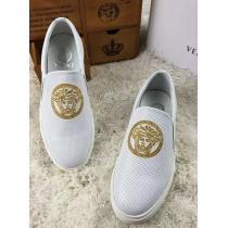  お買得　2026 VERSACE ヴェルサーチ カジュアルシューズ 柔軟性