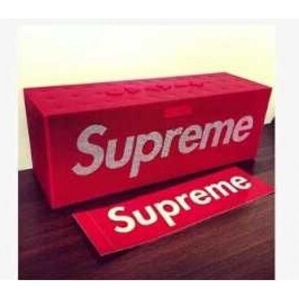 美品 2026 SUPREME シュプリーム 便利性あるブルートゥーススピーカー